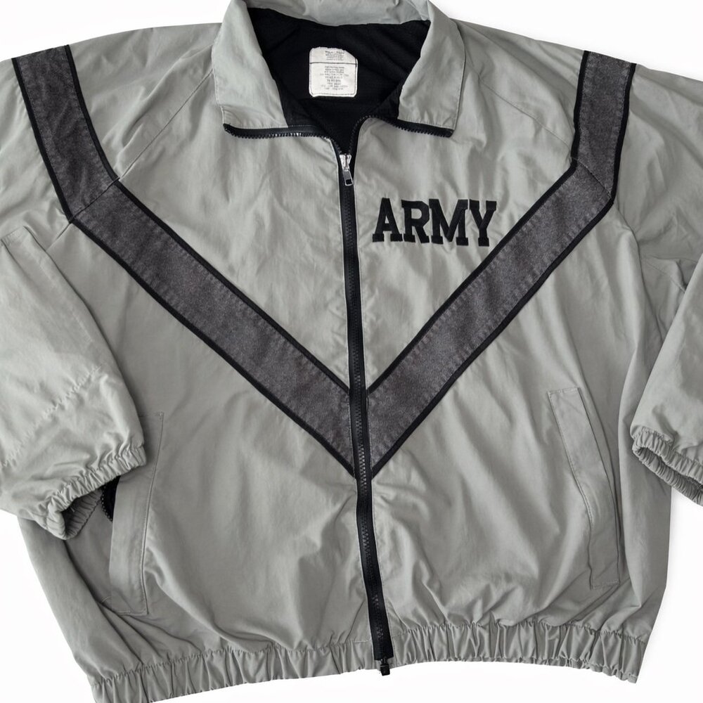 🔥 U.S. Army IPFU Jacket Medium Regular Gray Black Reflective‎ PT Windbreaker